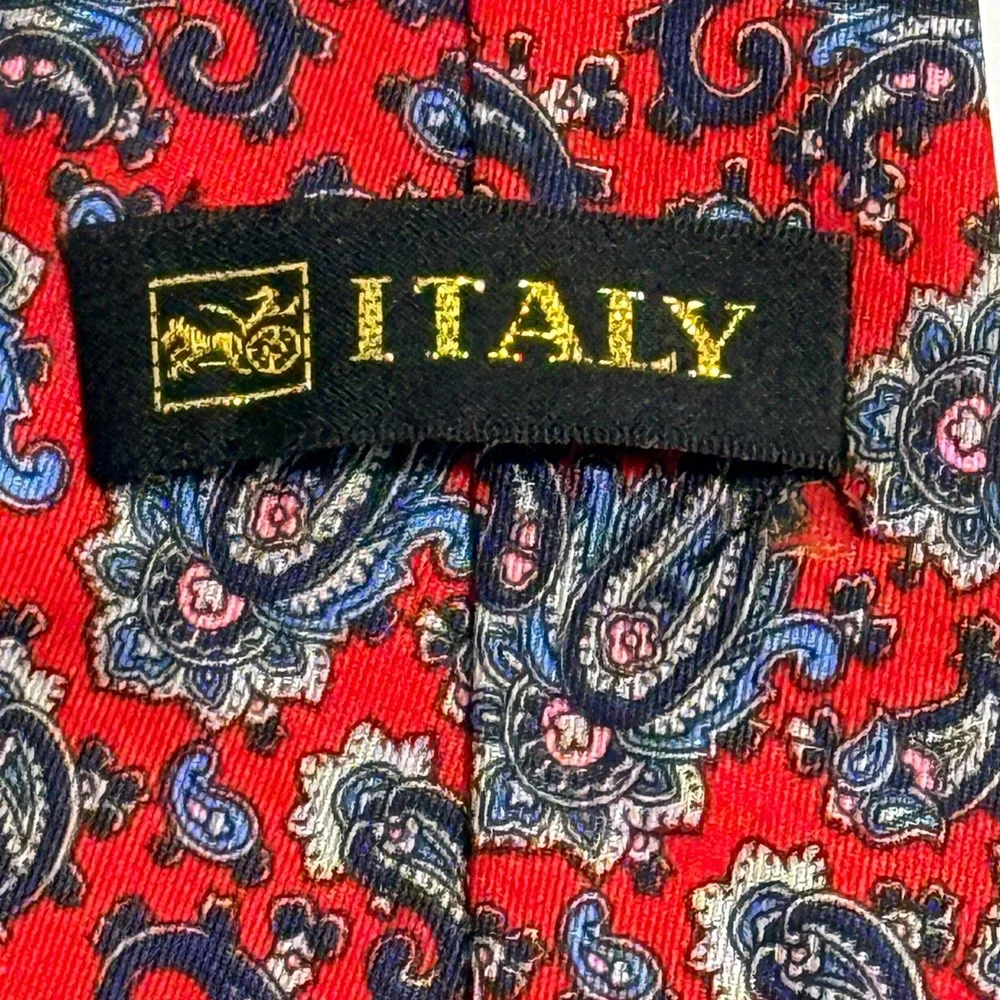 Italy Silk Paisley Necktie Red Blue Intricate Pattern 3.75 Inch Mens Tie
